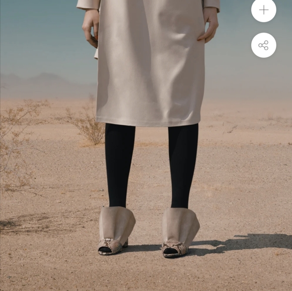 LA FEMME ROJE* Kavir-e Mule Heeled Sandals cruelty free, non leather materials - Picture 6 of 14